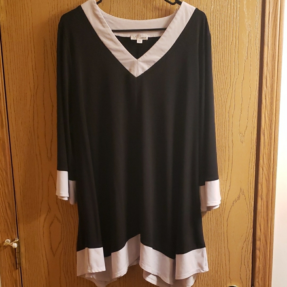 VIP Black and White V-Neck Blouse